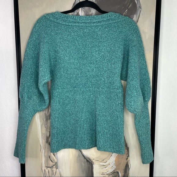 𝅺moda International V Neck Princess Sleeve Wool Blend Sweater - Picture 5 of 5